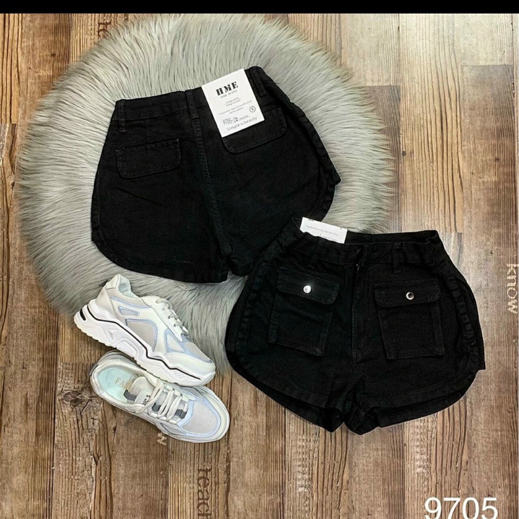 Quần shorts kaki phối 2 túi hộp cực xinh , chất kaki dày dặn