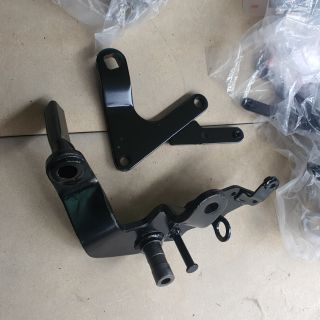 Gác chân trước sonic