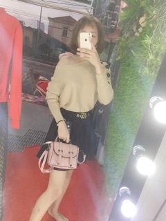 Áo len đính cúc siêu hot ( kèm ảnh thật)