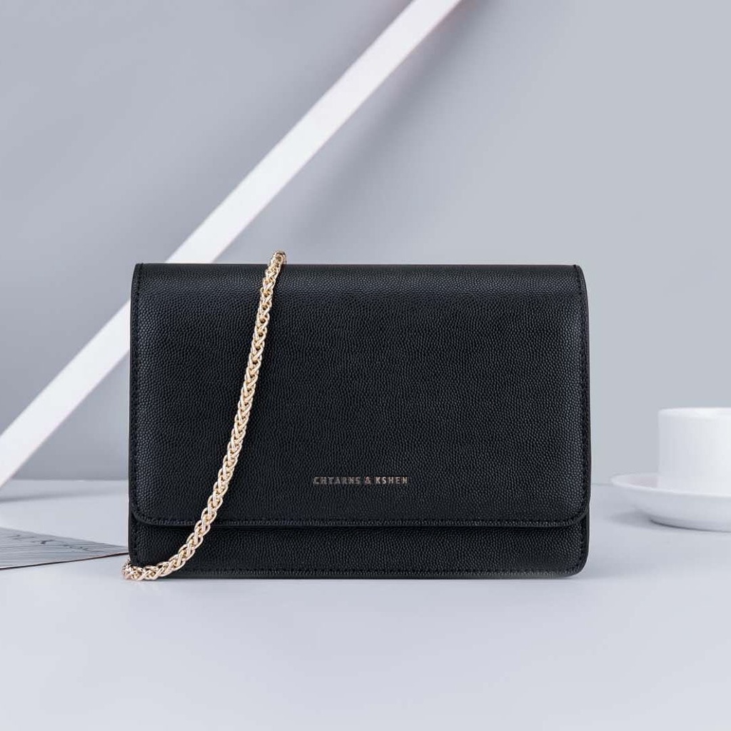 Túi xách CK dáng vuông nhỏ màu đen phối dây xích thời trang sang trọng dành cho nữ