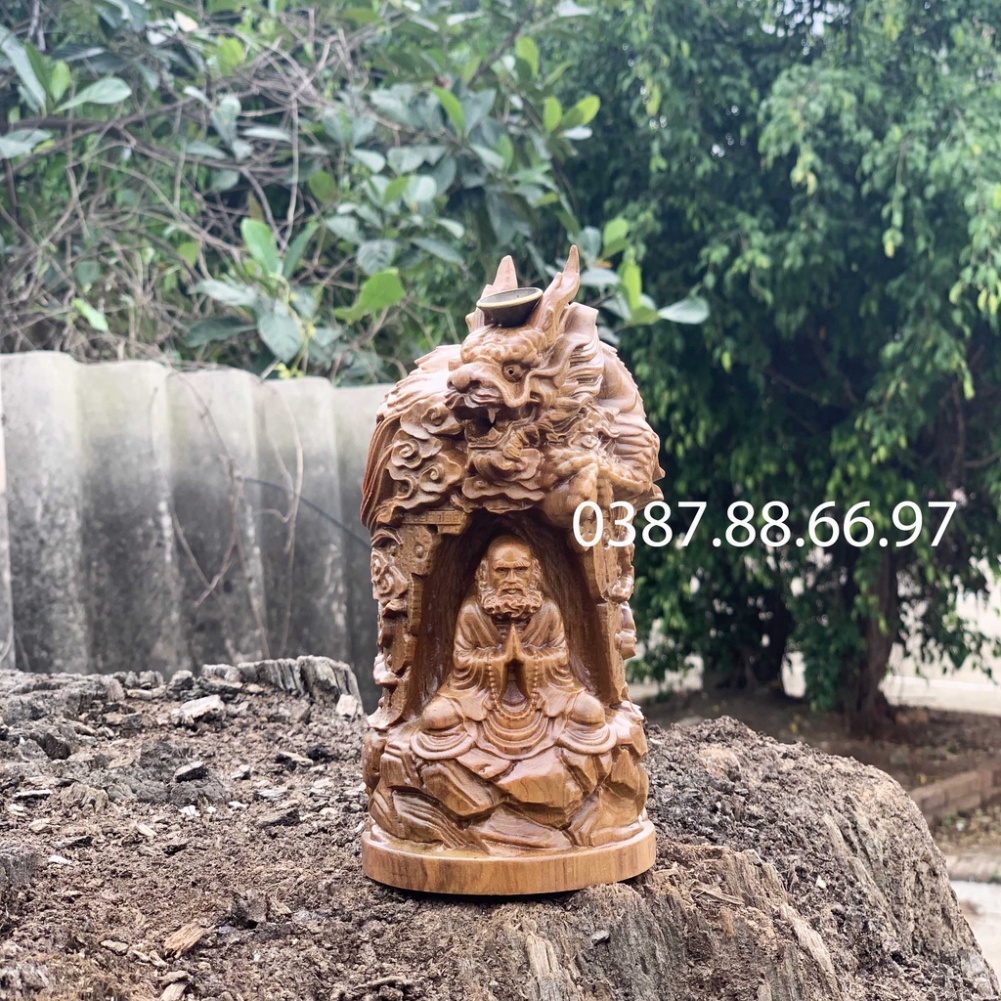 Tượng đạt ma xông trầm cao 18cm chất liệu gỗ bách xanh
