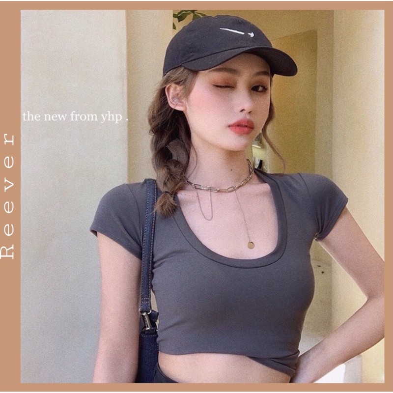 Áo Thun Croptop Cổ Vuông