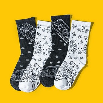 Tất Vớ Nam Nữ Họa Tiết Trắng Đen Hip HopHàng Taobao Chất Liệu Cotton Mềm Mịn Hàng Taobao Có Sẵn