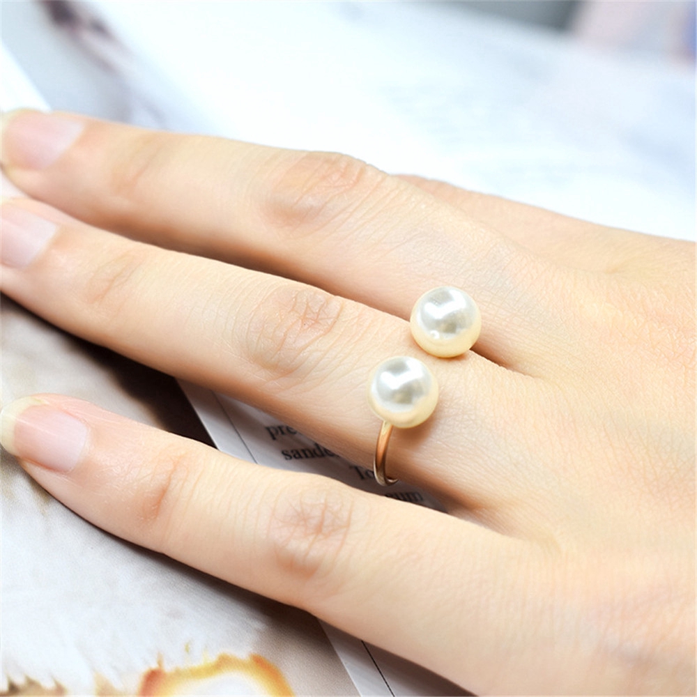 Nhẫn hở hình chữ U đính hạt nhựa