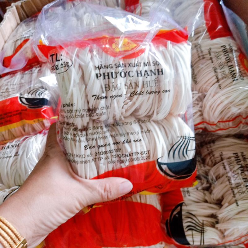 Bánh canh khô  Phước Hạnh đặc biệt lò tại Huế - NGON QUÊN LỐI VỀ