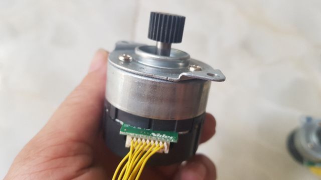 Motor không chổi than Nidec12-24V tháo máy Nhật