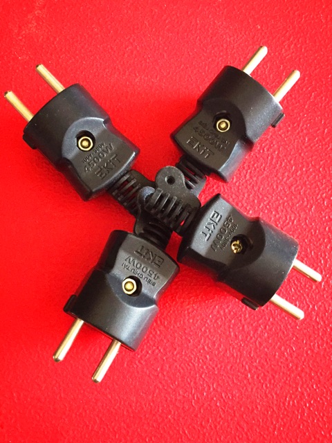 Phích cắm và phích cắm chịu tải