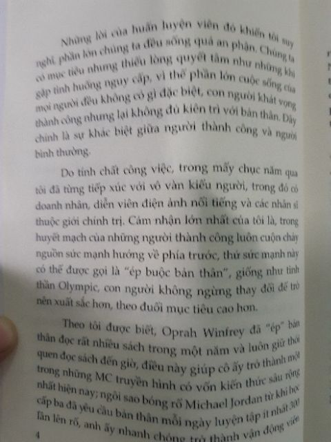 Sách mới - Khi bạn đang mơ thì người khác đang nỗ lực | BigBuy360 - bigbuy360.vn