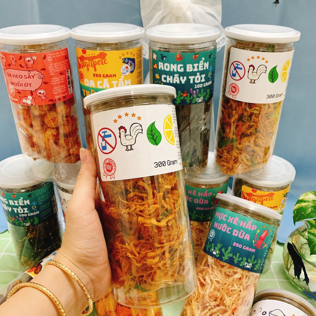 Khô Gà Lá Chanh Cay 300gr [FREESHIP] đồ ăn vặt ngon rẻ, chất lượng | BigBuy360 - bigbuy360.vn