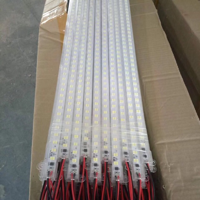 Led thanh 220v