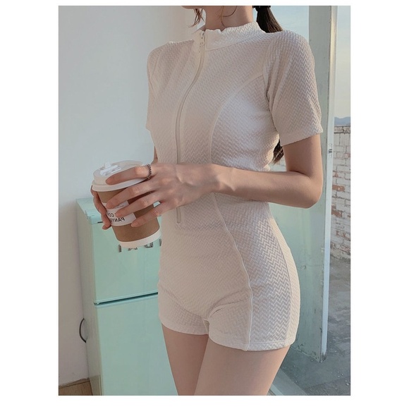 Bộ Đồ Bơi Một Mảnh Màu Trắng/Đen Thời Trang Hàn Quốc Quyến Rũ Cho Nữ