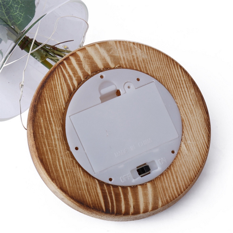 Hoa hồng đỏ trong lồng thủy tinh có đèn LED trang trí Giáng sinh cho ngày lễ tình nhân độc đáo
