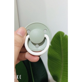 Ty giả Bibs cao su/silicon