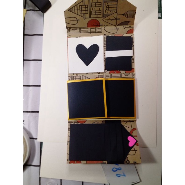 2810 thiệp handmade gắn hình