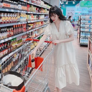 Đầm đuôi cá cổ V