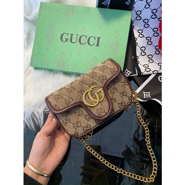Túi xách nữ đeo chéo tag CG in hoạ tiết chữ G C size 19cm