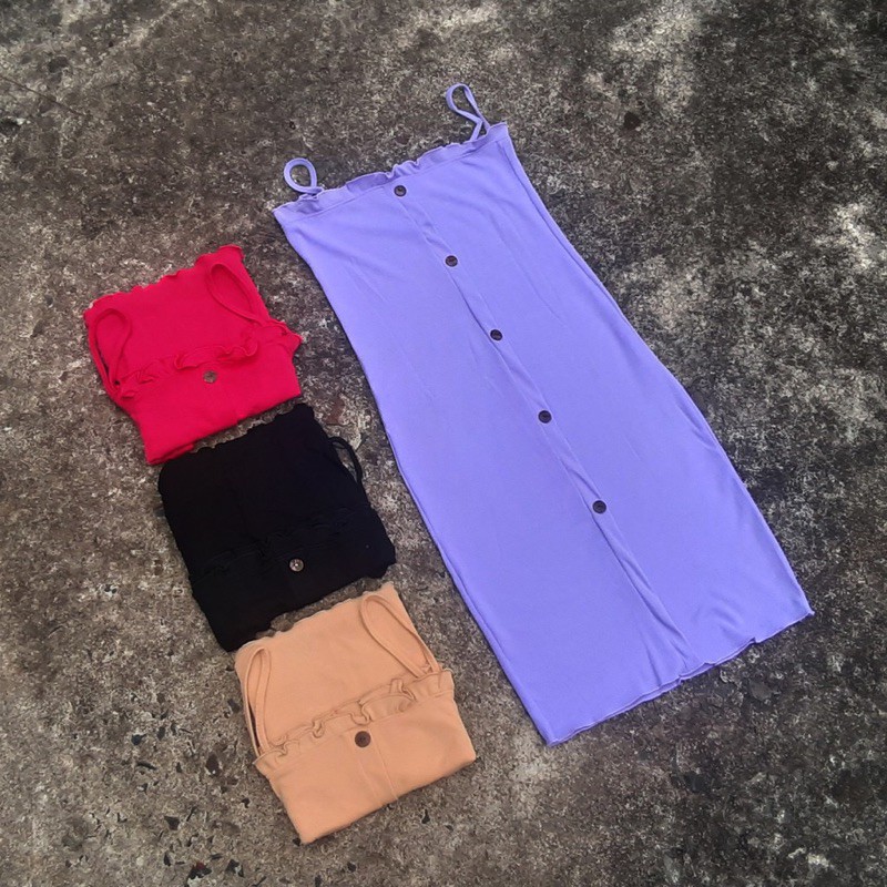 Váy 2 dây phối cúc