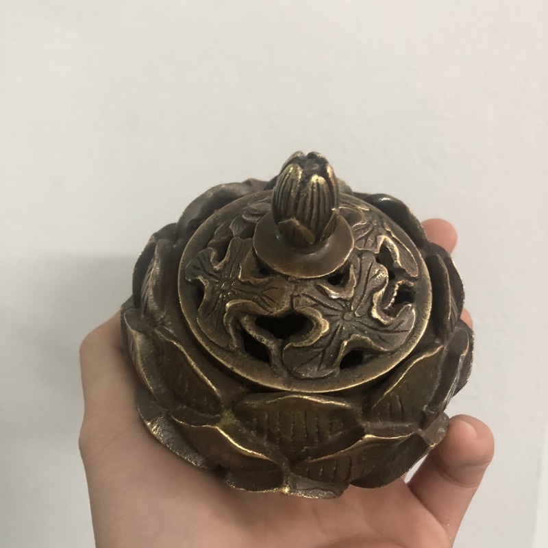 LƯ XÔNG TRẦM HOA SEN