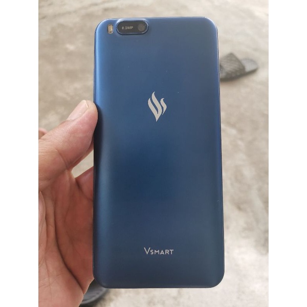Điện thoại Vsmart bee V220