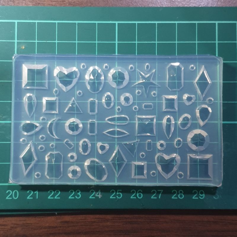 Khuôn bạch kim  làm hạt đá trang sức