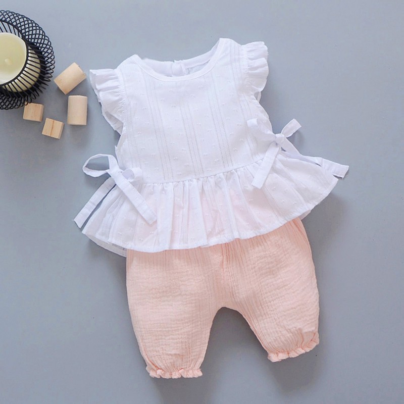 Set áo thun tay ngắn cổ tròn + quần đùi xinh xắn dành cho bé gái