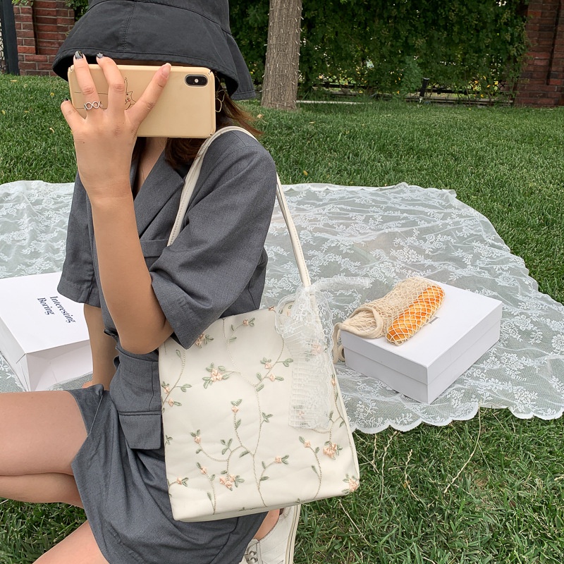 IELGY Túi tote Đeo Vai Màu Trơn Phối Ren Thời Trang Xinh Xắn Cho Nữ