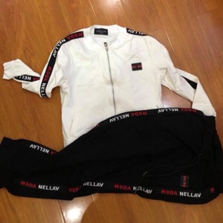 Bo quan ao 350k