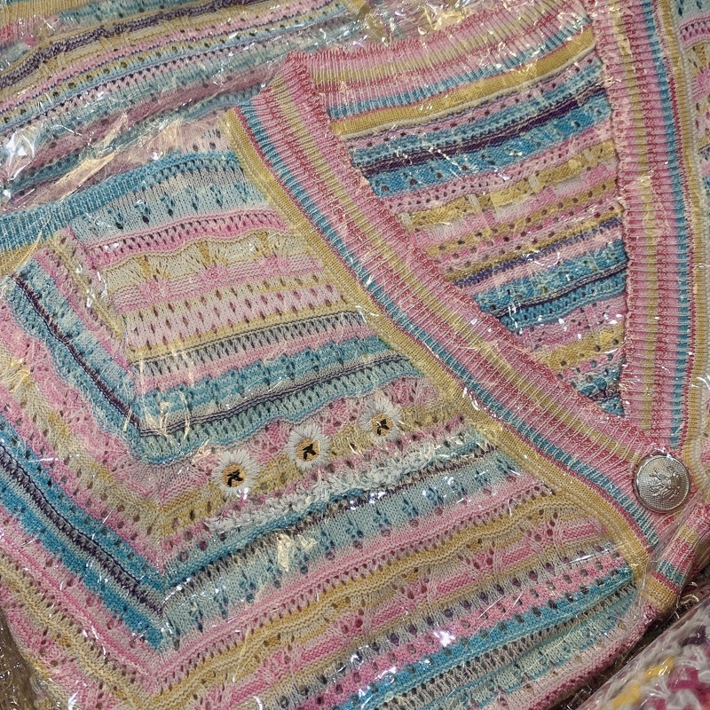 Áo len thổ cẩm, len mongtoghi đầu mùa màu hồng siêu xinh | BigBuy360 - bigbuy360.vn