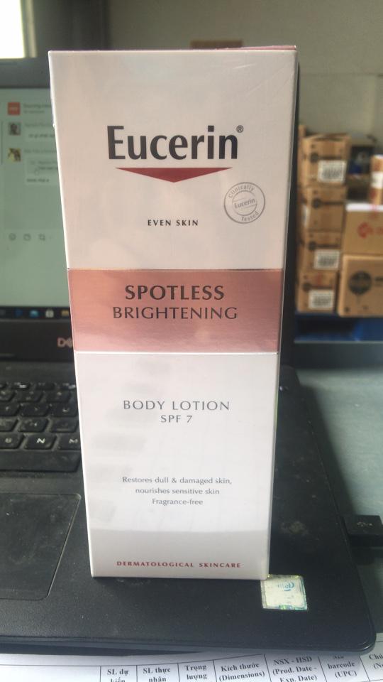 Sữa dưỡng thể trắng da nhạy cảm Eucerin Ultra White + Spotless Body Lotion SPF7 250ml- 63044