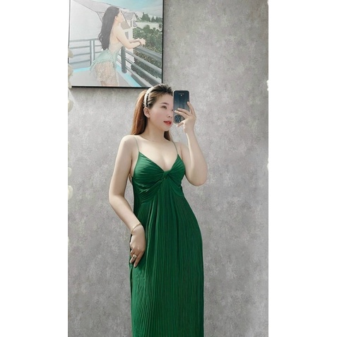 Đầm Hai Dây Dập Ly Dáng Xuông Rộng Bầu Bì Bon Chen Chất Lụa Mát