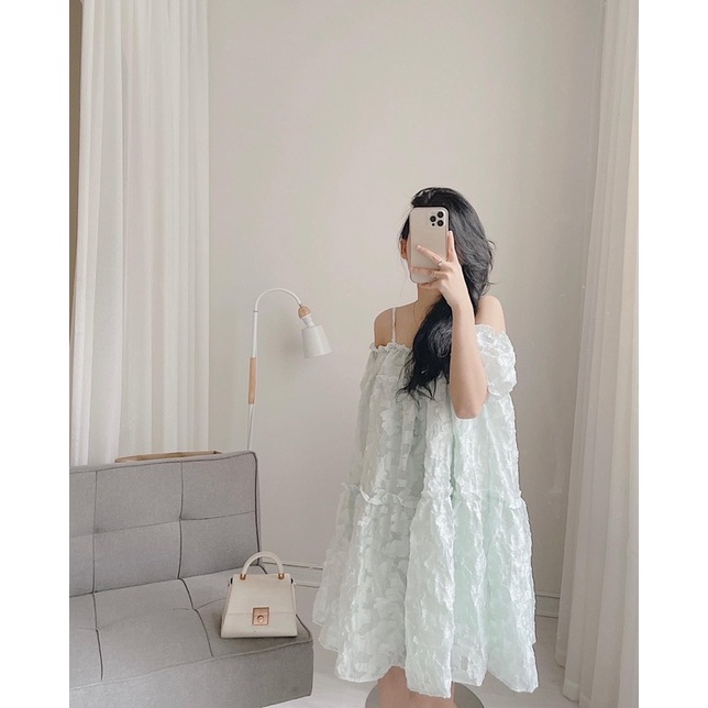 Váy trễ vai hoa nổi mặc 2 kiểu Samhyewear