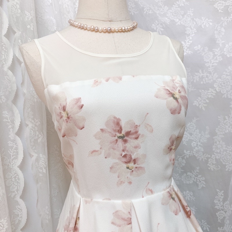 Đầm voan Nhật in hoa sakura