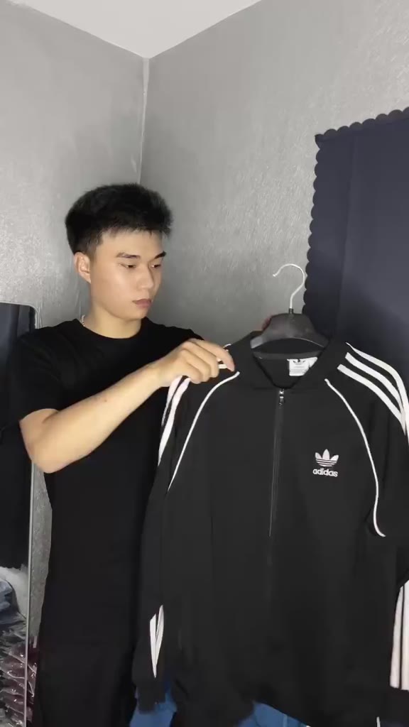 Áo Bomber Adidas Màu Hường Hồng 2 Lớp Vải Umi Dày Dặn Áo Khoác Chống Nắng Chống Nước 3 Sọc Kẻ Trắn | BigBuy360 - bigbuy360.vn