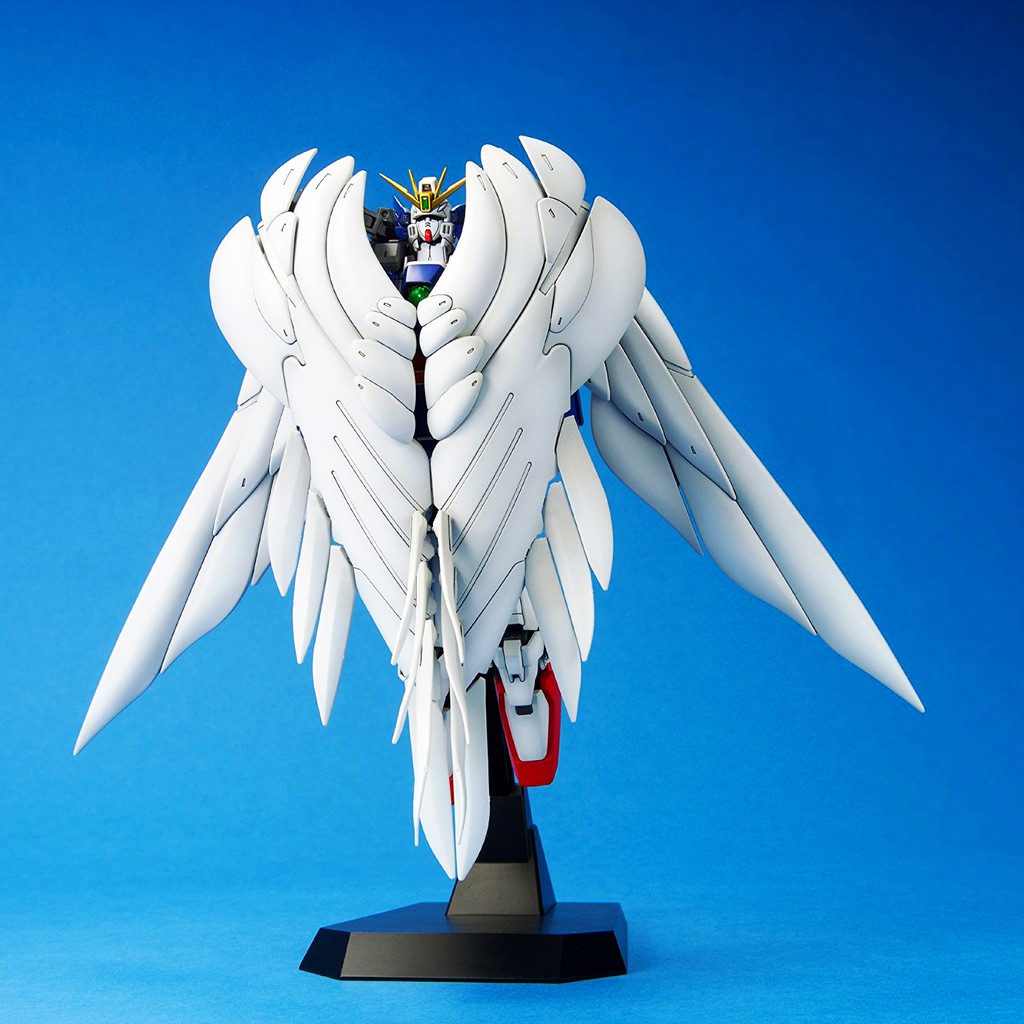 Mô Hình Gundam Bandai MG Wing Gundam Zero Custom 1/100 Gundam W EW [GDB] [BMG]