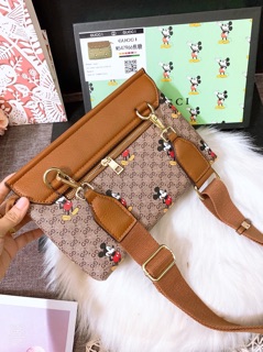 Túi gu,c,ci nắp gập mickey