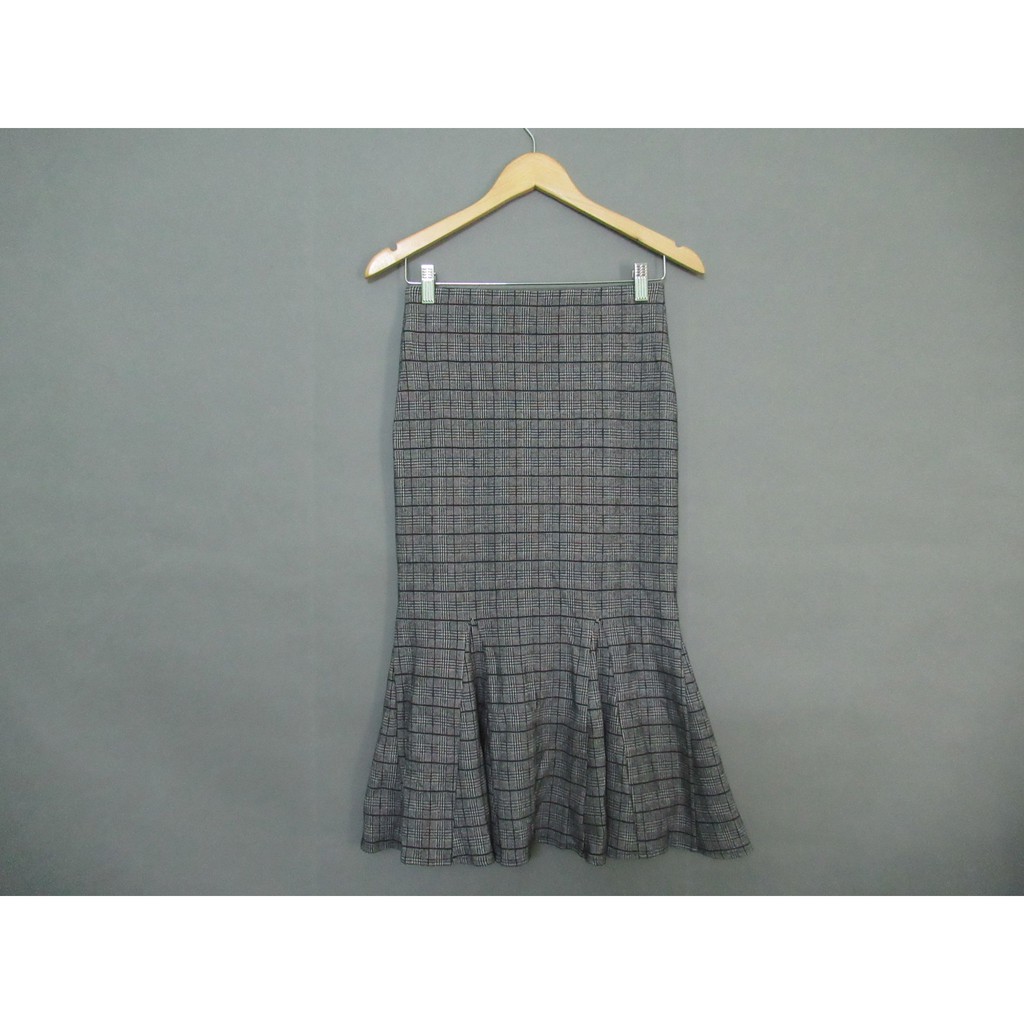 VÁY BANANA REPUBLIC