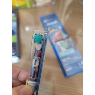 Đầu thay bàn chải Oral B cho bé