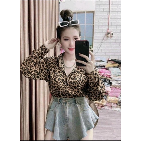 Áo sơ mi from rộng hoạ tiết beo chất Kate hàng y hình kèm ảnh thật chính chủ ( Size dưới 55kg)