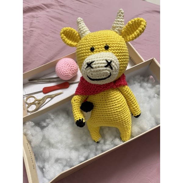 [Handmade] Bé trâu móc bằng len cho bé