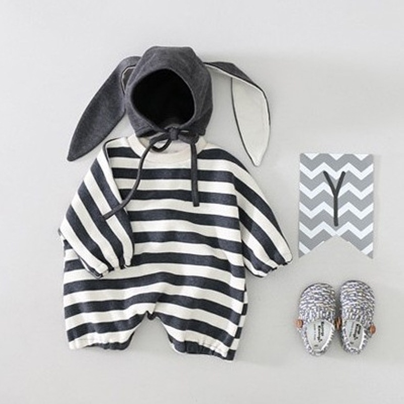 Bộ Áo liền quần Kẻ Sọc + Mũ Tai Thỏ Dễ Thương Cho Trẻ Sơ Sinh