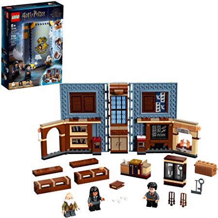 Lego 76385 Harry Potter Charms Class - Lớp học bùa phép ( Hàng có sẵn )