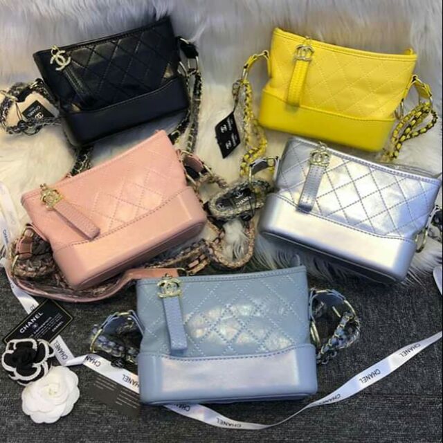 Túi hobo size 20 lót đỏ
