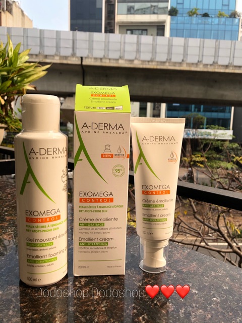 Sữa tắm Aderma Exomega Control 500ml dành cho da khô, da nhạy cảm, da cơ địa A-derma exomega | BigBuy360 - bigbuy360.vn