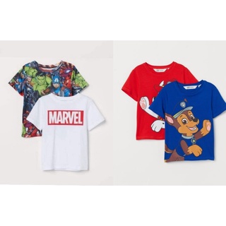 ()Set 2 áo thun HM in hình Marvel