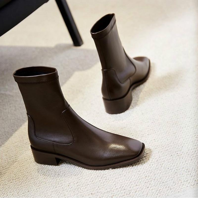 Giày bốt mũi vuông phong cách Hàn Quốc sành điệu cho nữ | BigBuy360 - bigbuy360.vn