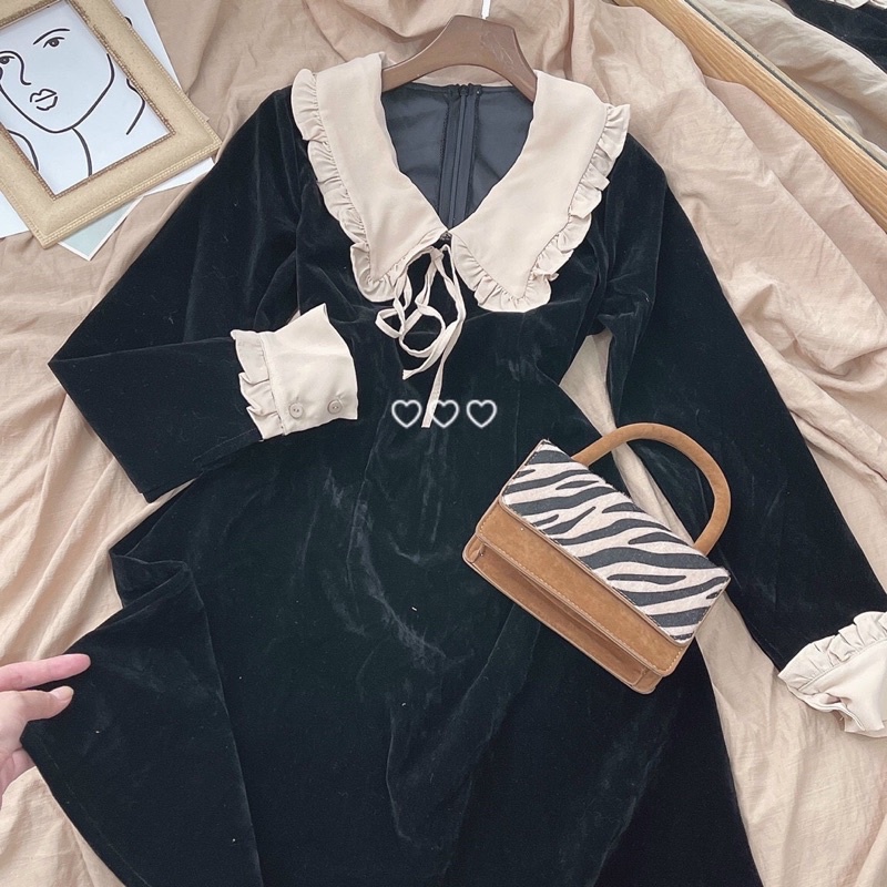 ĐẦM NHUNG ĐEN TD CỔ KEM