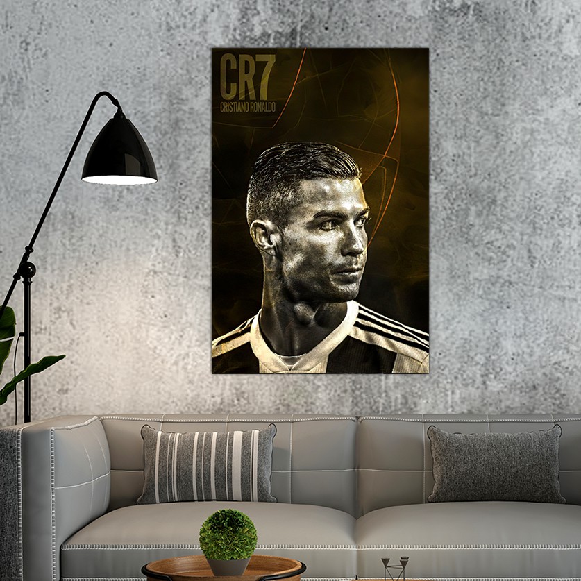 Decor Dán Tường Ronaldo Juventus | Hình Ảnh Trang Trí Phòng Chất Liệu Decal PVC 5 Lớp Chống Nước Kích Thước 40*60