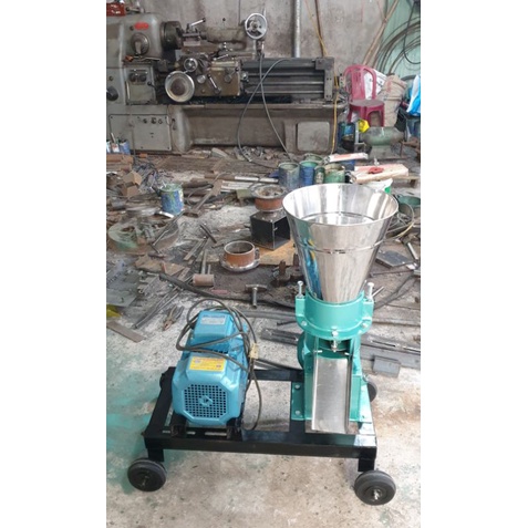 Máy ép cám viên,ép phân trùn quế...S150,S170,S220 sài điện gia đình,dành cho các hộ gia đình,các trang trại nhỏ và vừa..
