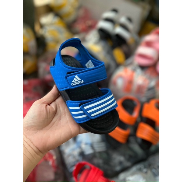 Giày sandal xốp nhẹ mềm cho bé trai bé gái