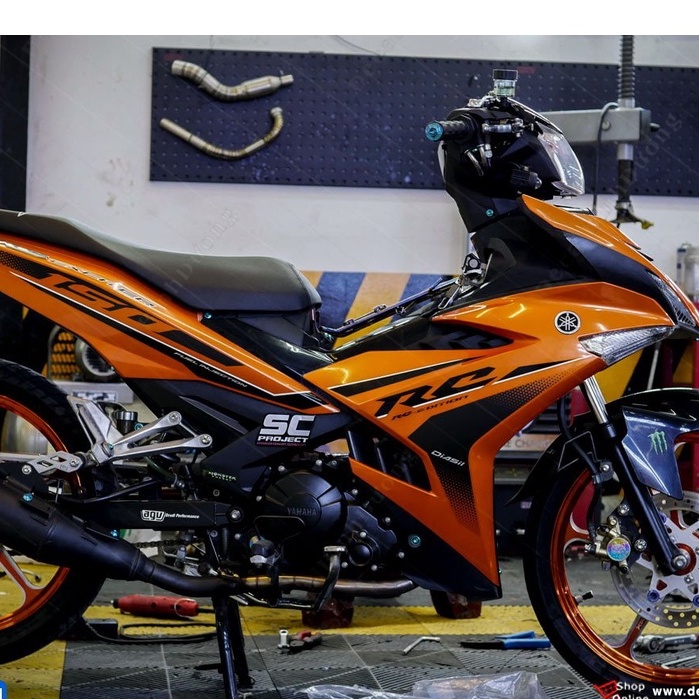 Tem trùm exciter 150 rc màu cam đen chất liệu mccal màng bóng